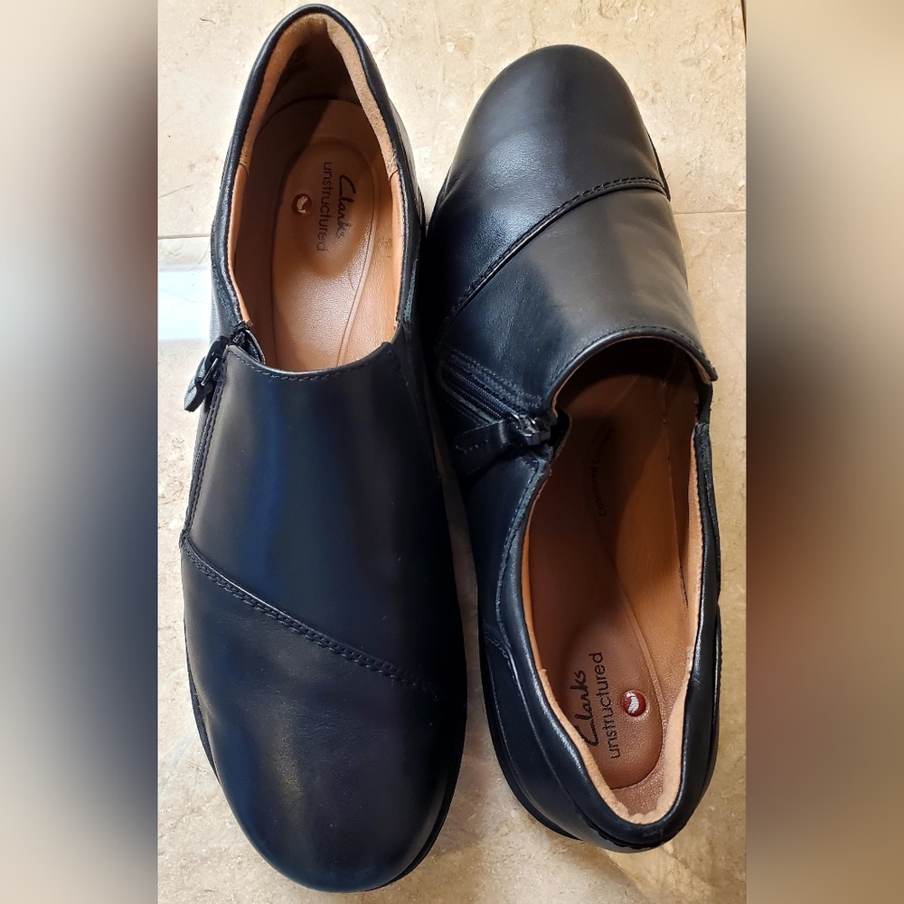 Clarks Women's Appley Size 11 Black Leather Side Zip Clogs/ Loafers - Picture 7 of 11